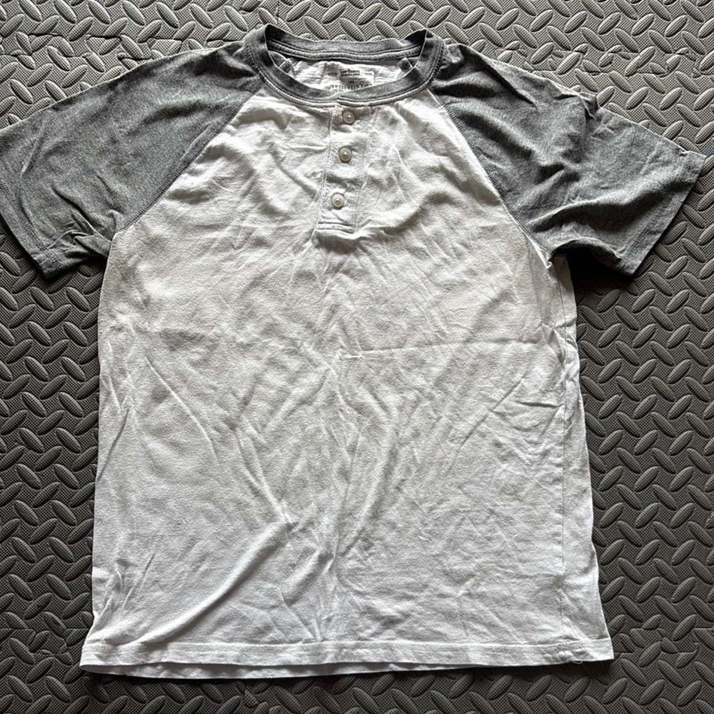 Men's Gray and White Henley Shirt